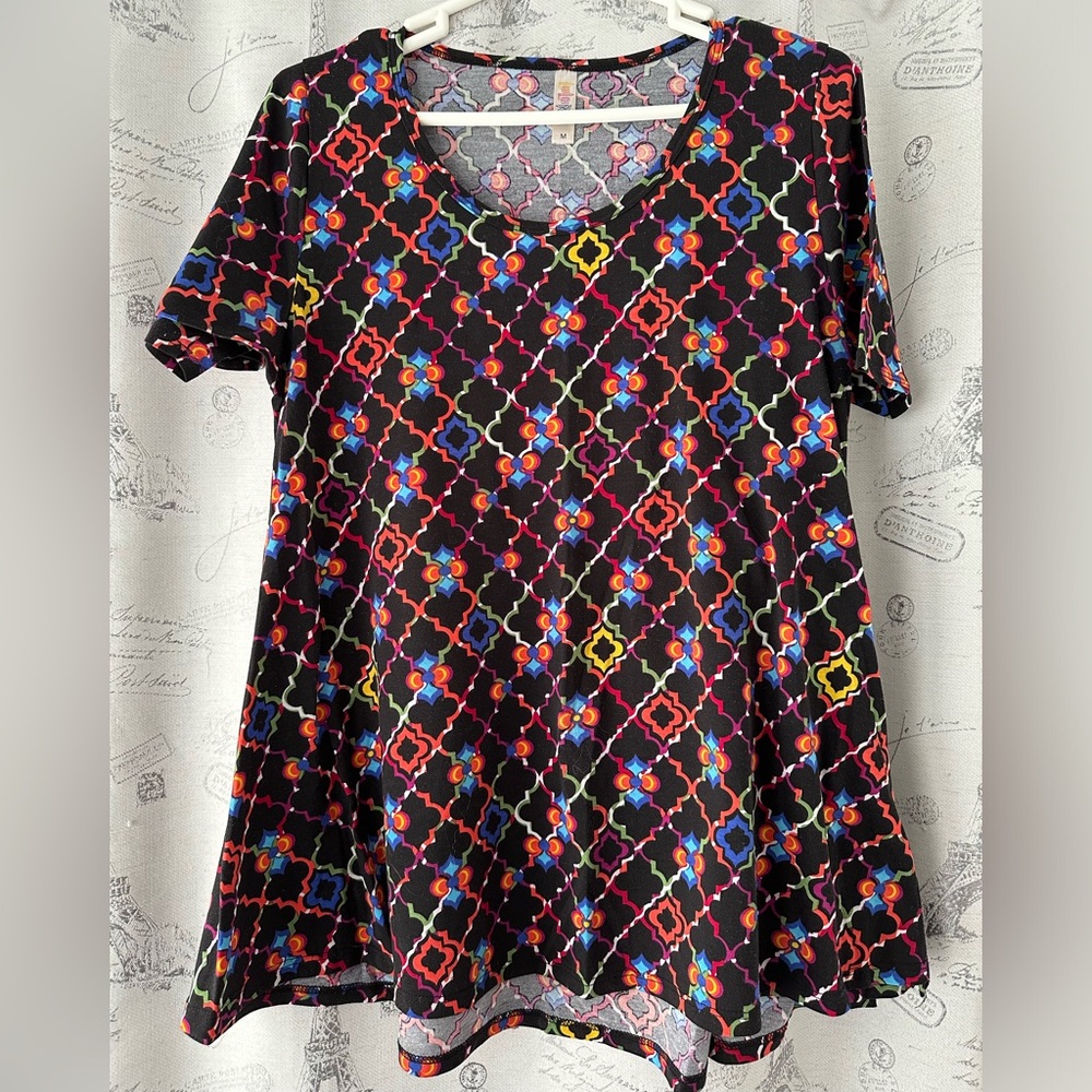 LuLaRoe Perfect T